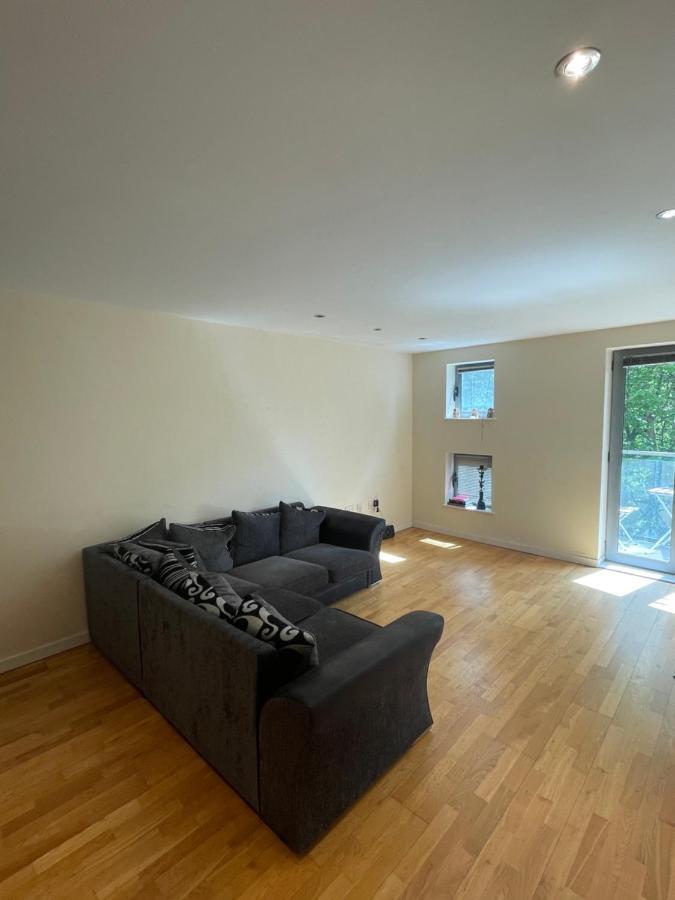 2 Bedroom Apartment In Leeds City Centre Exteriör bild